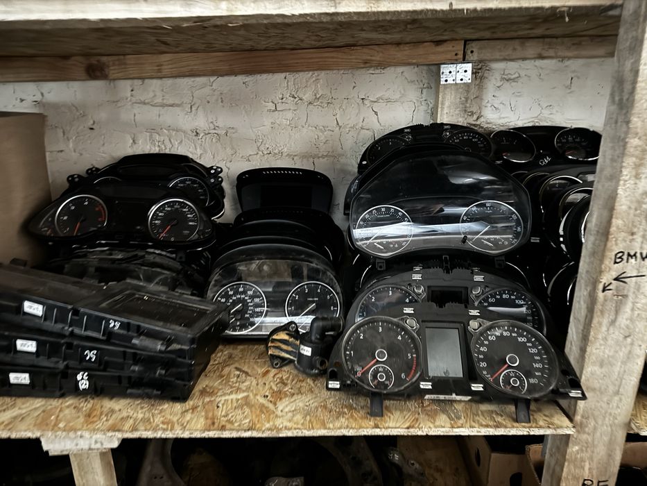 Приборна панель Nissan