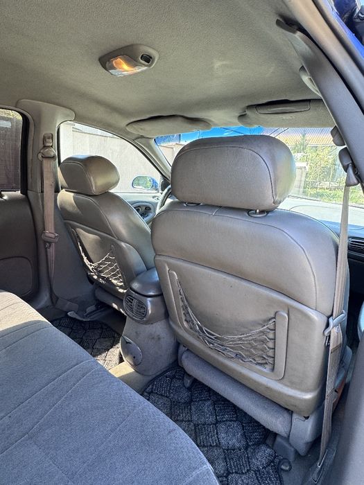 Ford Taurus (Mercury Sable)