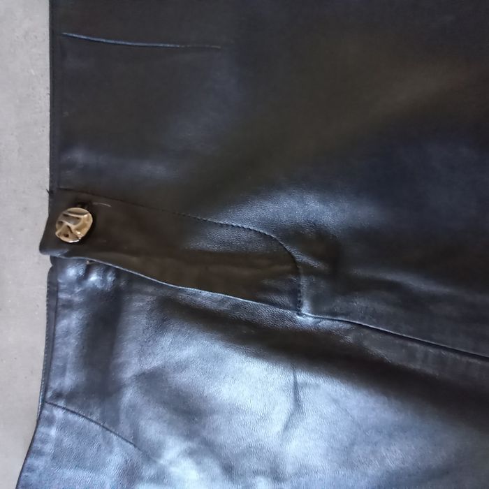 Spódniczka skórzana