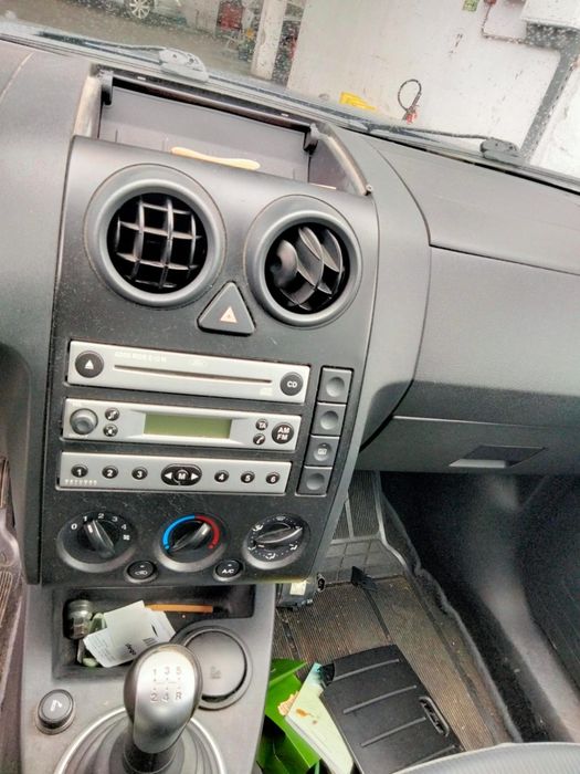 Ford Fusion 1.2I De 2004 Disponível Para Peças