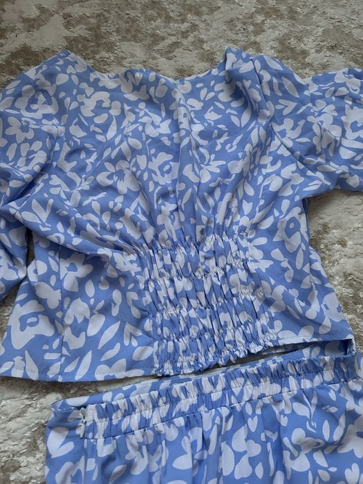 Костюм літній з юбкою