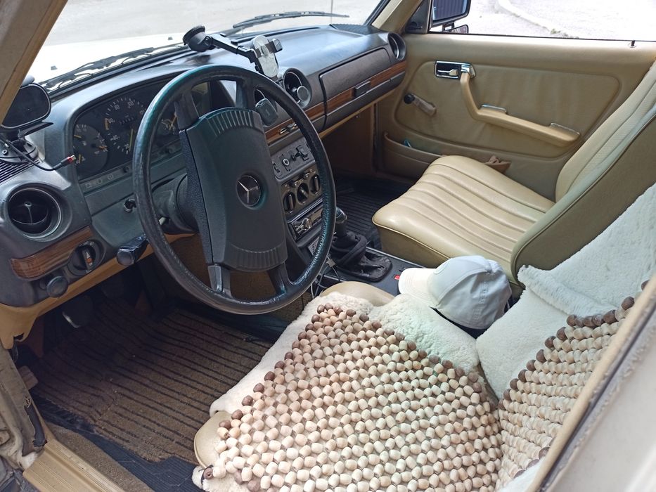 Мерседес 123 200D