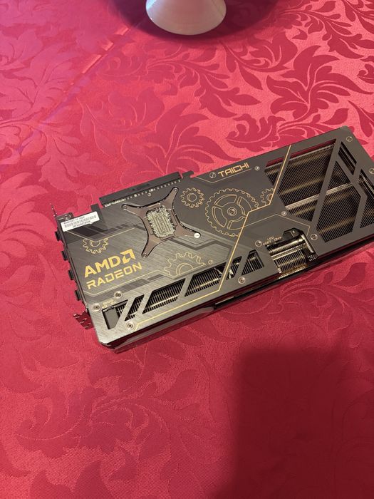 Asrock RX 9070 XT Taichi OC 16GB [Nova]