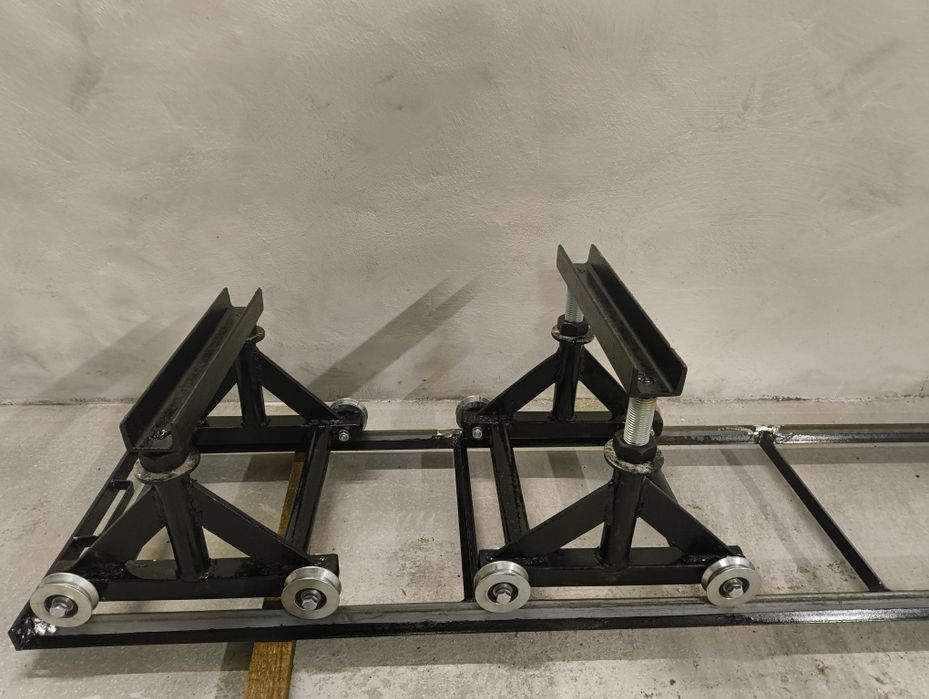 Zestaw  do rozpoławiania ciągnika, wózek,  nieużywany, masywny