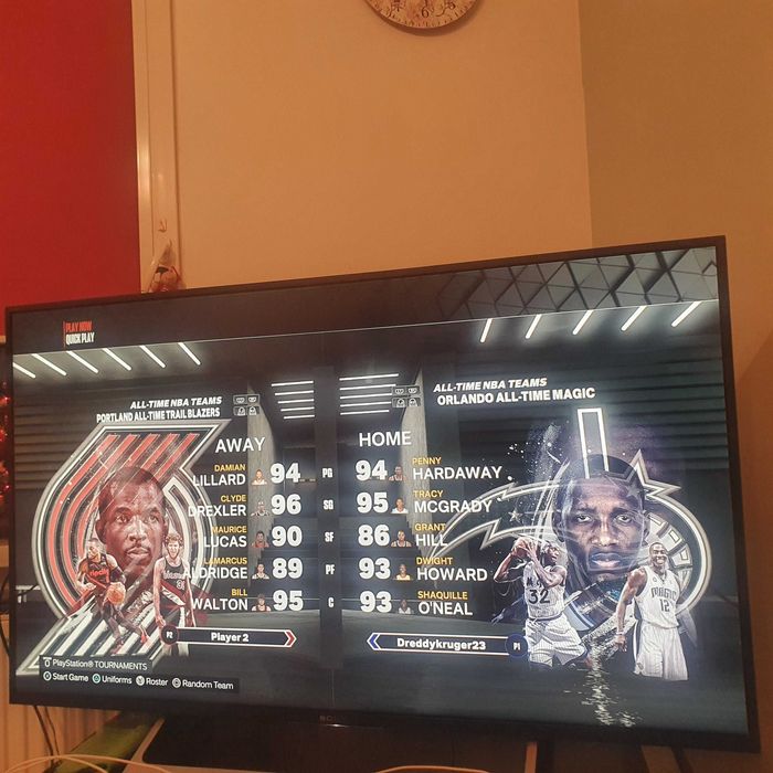 Ps4 mało używane jak nowe ps4  1TB zestaw gier pad