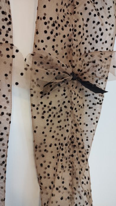 Skarpetki eleganckie w groszki
