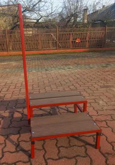 schody metalowe dwustopniowe, podest roboczy
