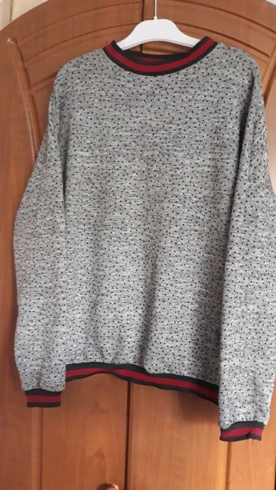 Светри жіночі  весна-осінь, розмір 50-52