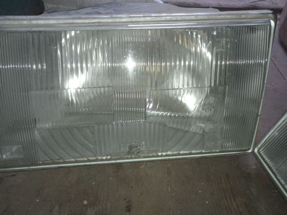 Продам фары ВАЗ 2108-2199