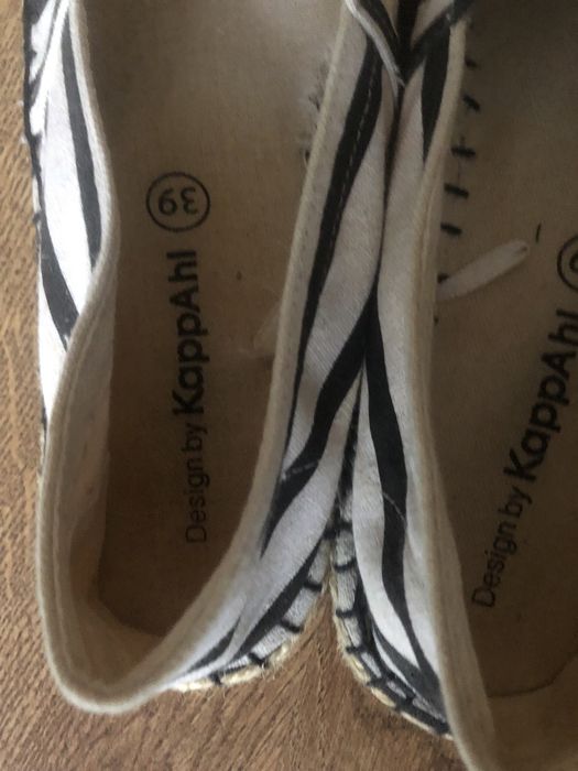 Espadryle w paski