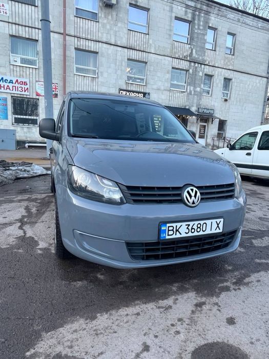 Volkswagen Caddy 2011