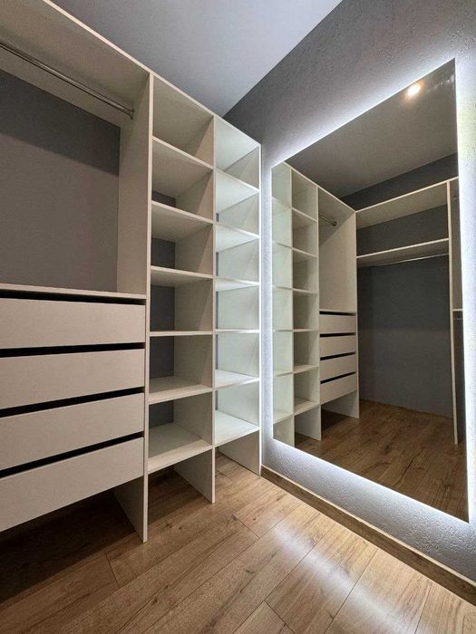 Видова на Дніпро,  ЖК GREAT, Генератор