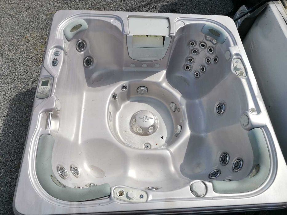 Jacuzzi Używane elektryczne sprawne Balia wodna Transport Wanna Hydro