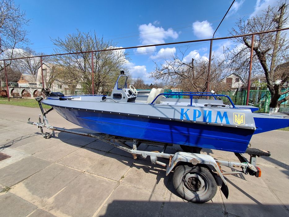 лодка Крым для рыбалки и отдыха