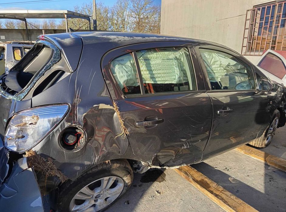 Para peças Opel Corsa D 1.3CDTI ano 2011