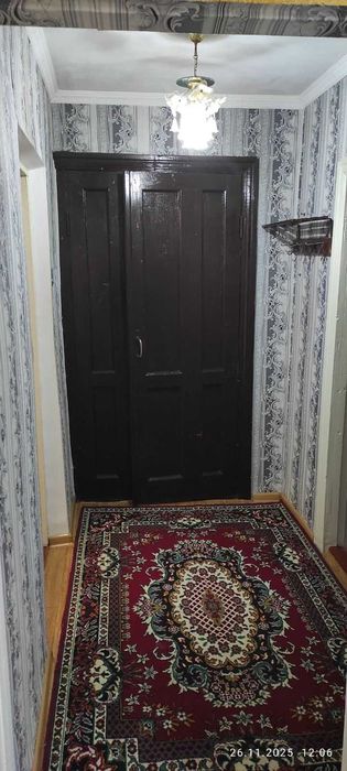 Квартира 4-х кімнатна + магазин, гос.будівлі