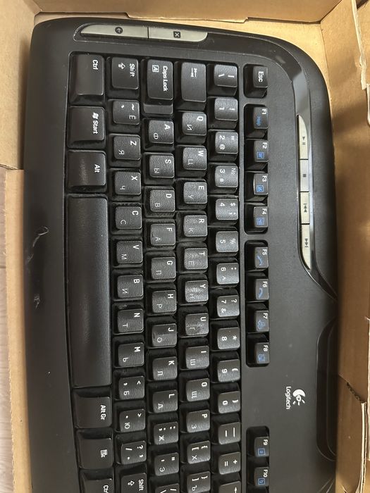 Клавіатура + миш Logitech Cordless Desktop EX110 RUS BOX