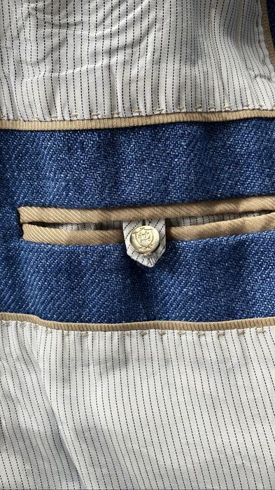 Піджак Massimo Dutti.