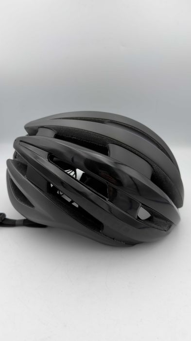 Powystawowy Kask Rowerowy Giro Synthe 2 Mips r. L (59-63cm)