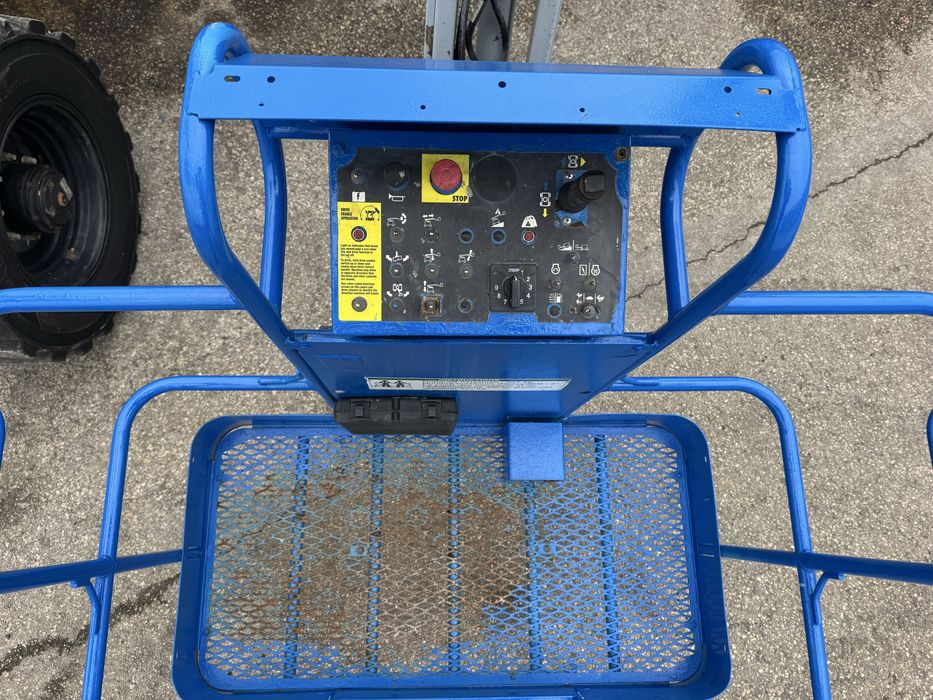 Plataforma articulada diesel  12mt (usada)