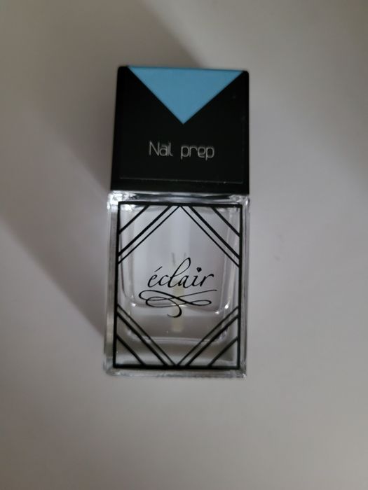 Nail prep Eclair