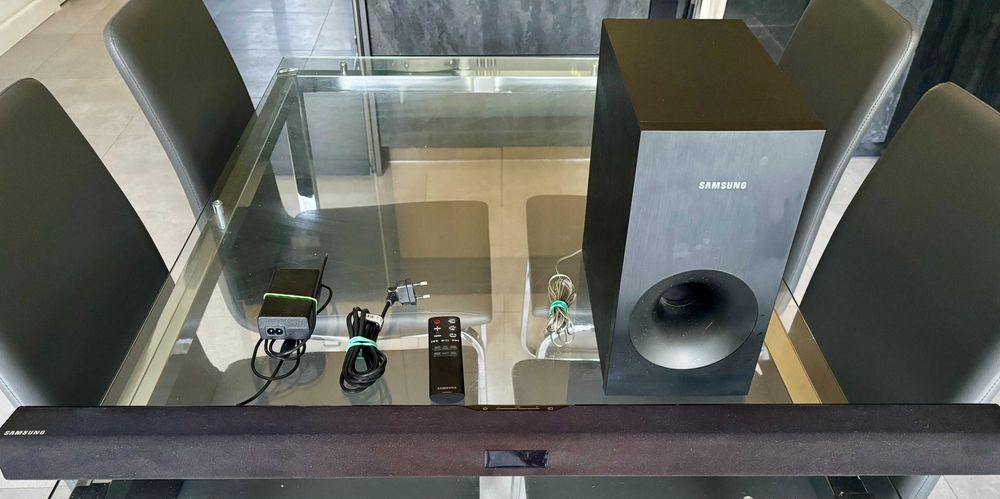 Soundbar Samsung HW-J355 z Subwooferem 2.1 | 120W | Bluetooth Pilot
