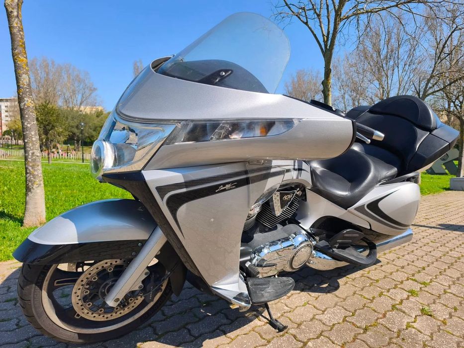 Victory Vision Tour Abs