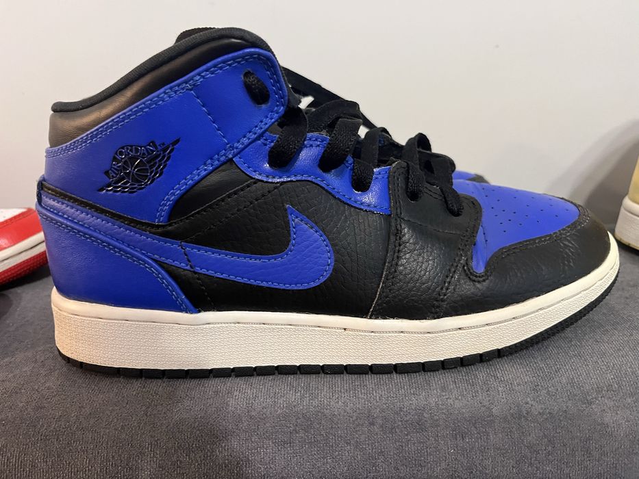 Продаж кросівок  в гарному стані Тернопіль air jordan mid low one