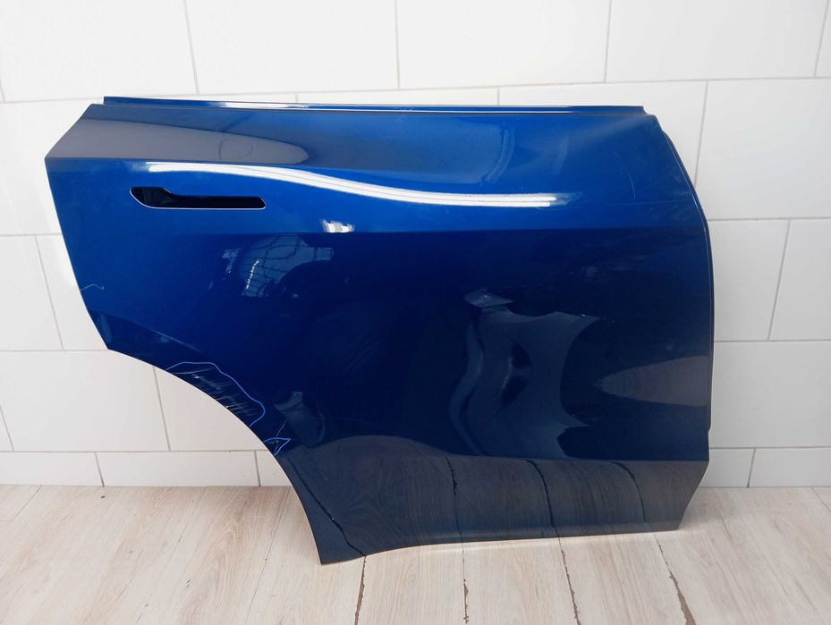 TESLA MODEL Y 2020- Drzwi prawe tył tylne 1493600-00-A LLU