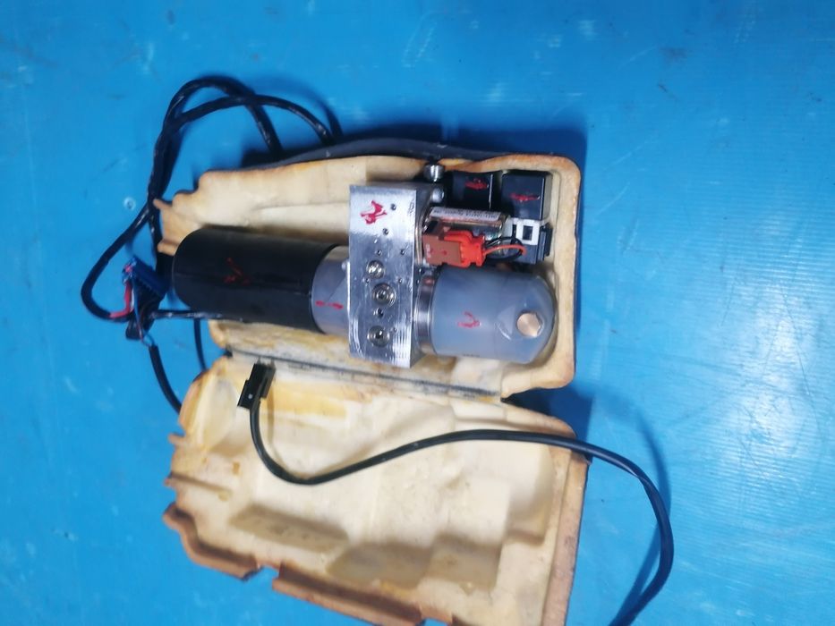 Bomba capota peugeot 307 cc cabrio