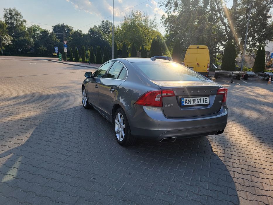 Volvo s60 16 рік
