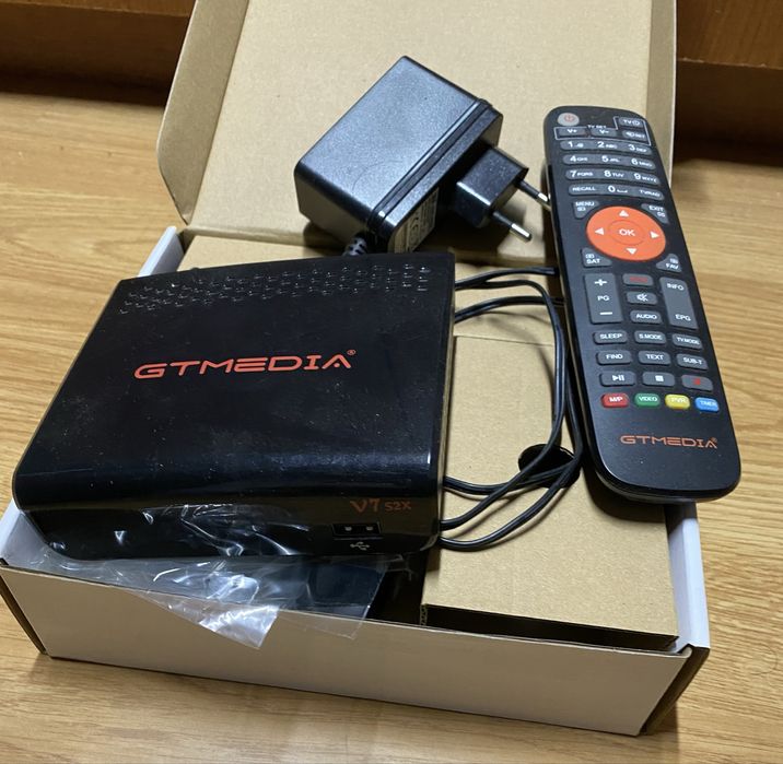 Recetor satelite GTmedia V7 Sx2