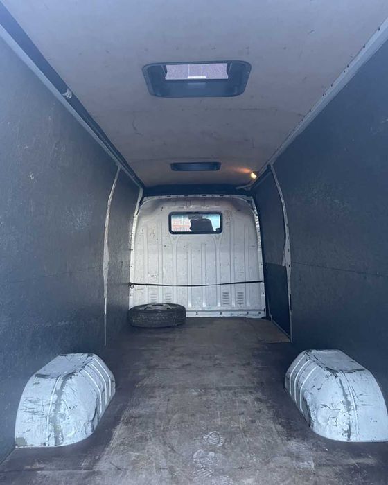 Вантажне таксі. Вантажні перевезення КИЇВ. Доставка вантажу