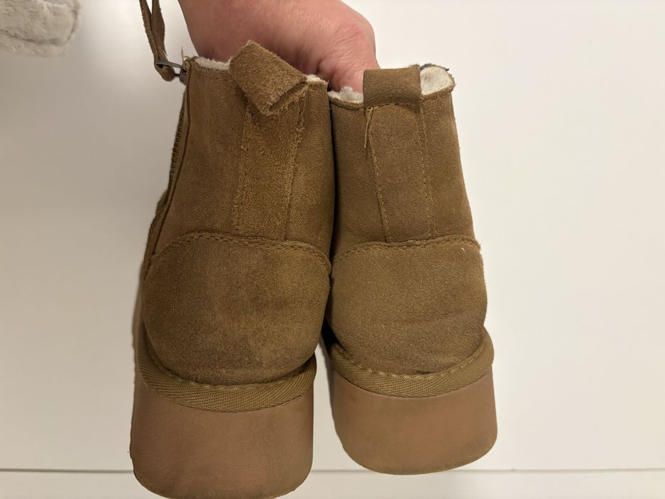 Продам угі  жіночі і UGG  натуральні