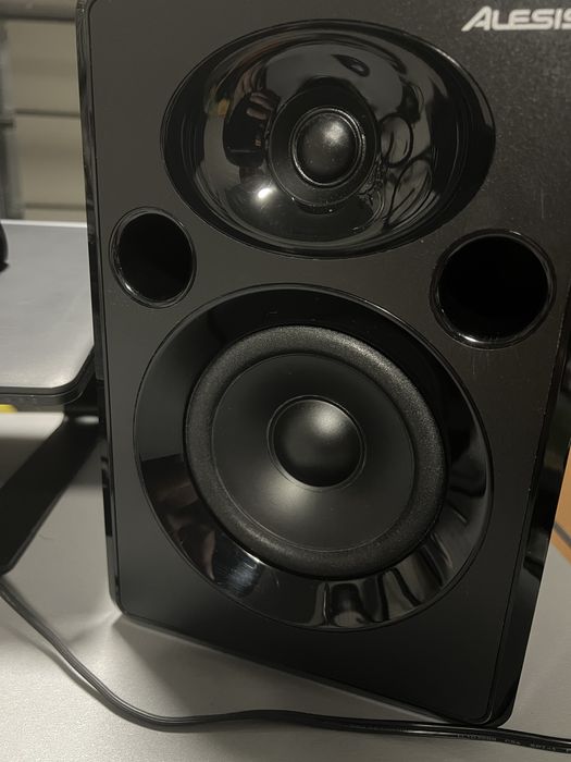 Monitory studyjne Alesis Elevate 5 MKII, stan bardzo dobry