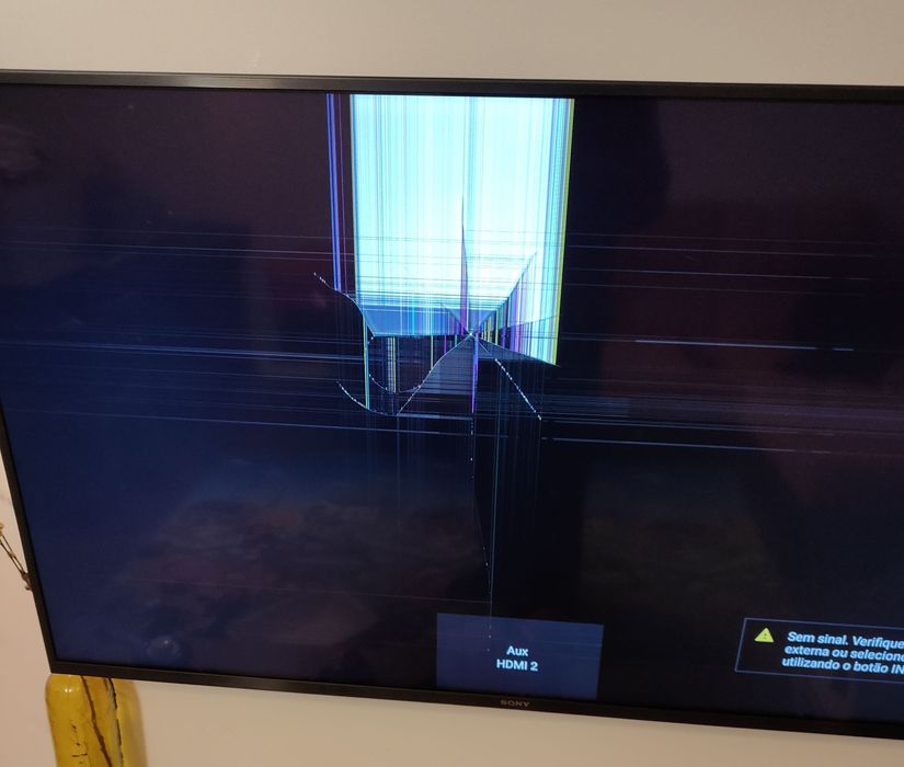 televisão SONY KD 49XH8096