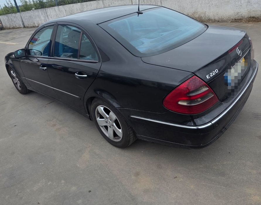 Mercedes E220 CDi  Avantgarde - AVARIA RADIADOR CAIXA Velocidades