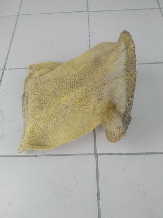 Мотильниця і друге