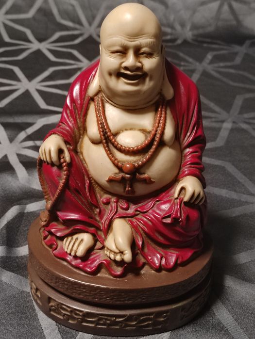 Antigo Buda em Marfinite