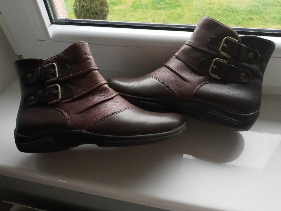 Buty botki Clarks rozm 38.5