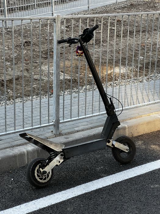 Kukirin g2 з бугелем