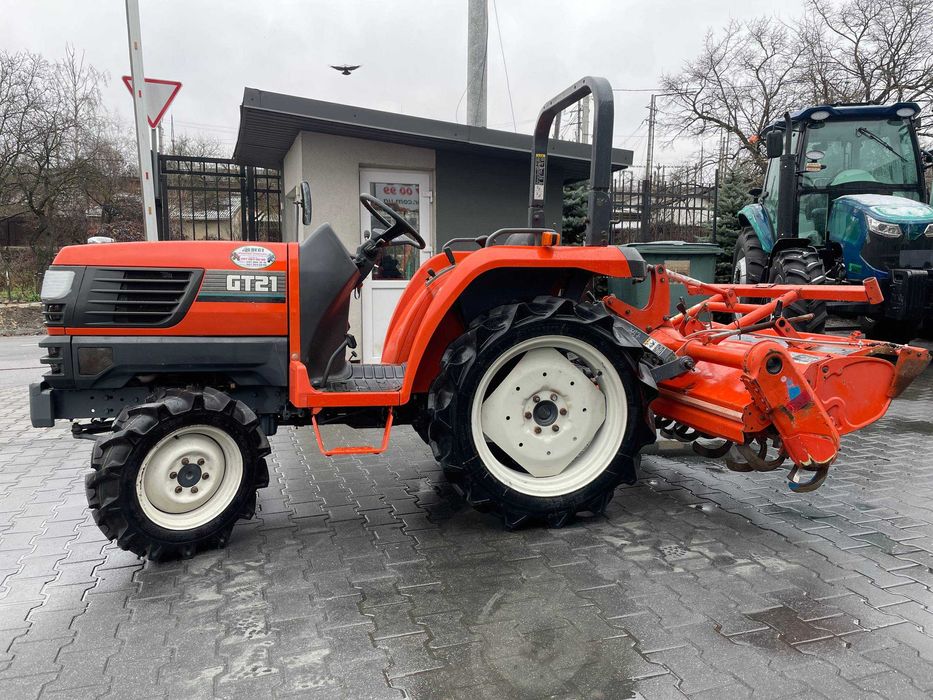 Трактор Японський Kubota GT21