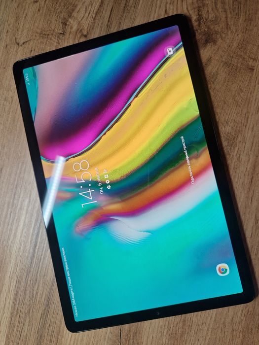 Samsung Galaxy Tab S5e LTE Amoled + keyboard cover
