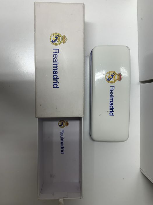 Okulary przeciwsłoneczne Real Madrid RMS 5003 B