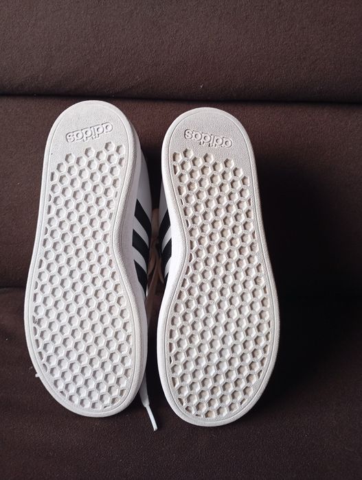 Кроссовки Adidas