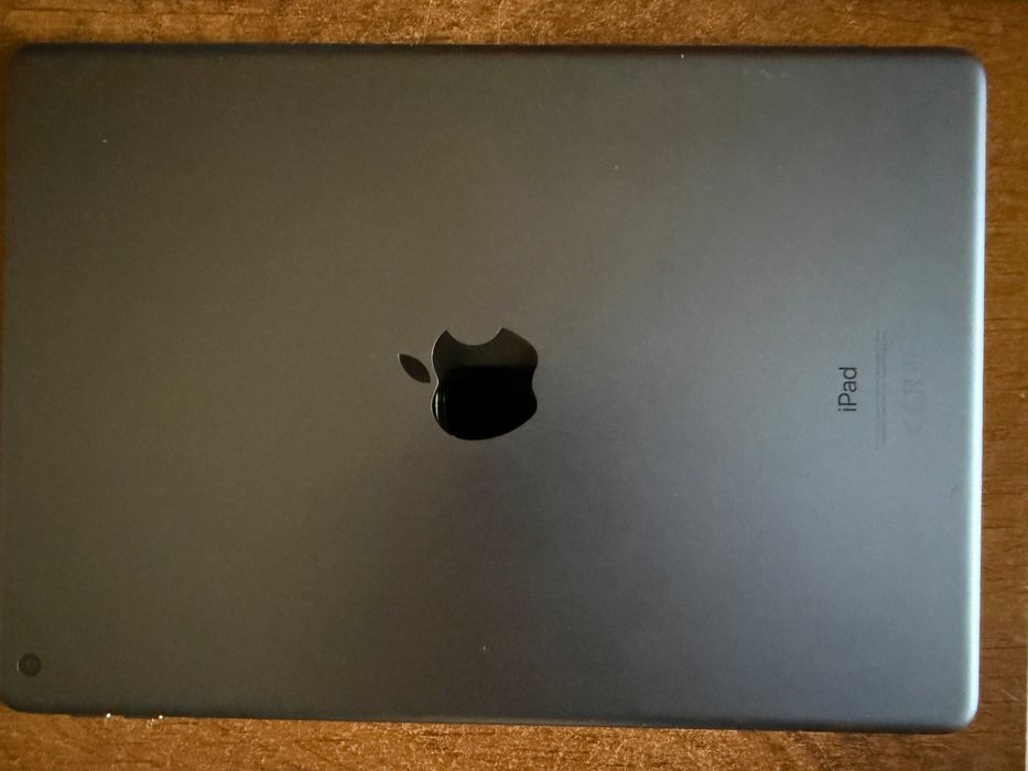 Apple iPad 10.2” (8. generacja, 2020)