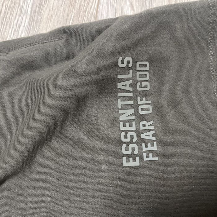 Чоловіче худі Essentials SS23 Off Black