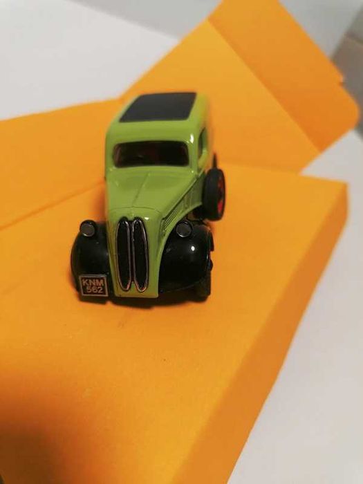 Ford Popular Van da Corgi Toys