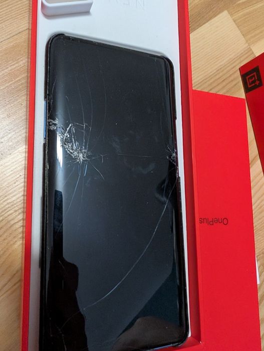 One Plus 7t pro uszkodzona matryca