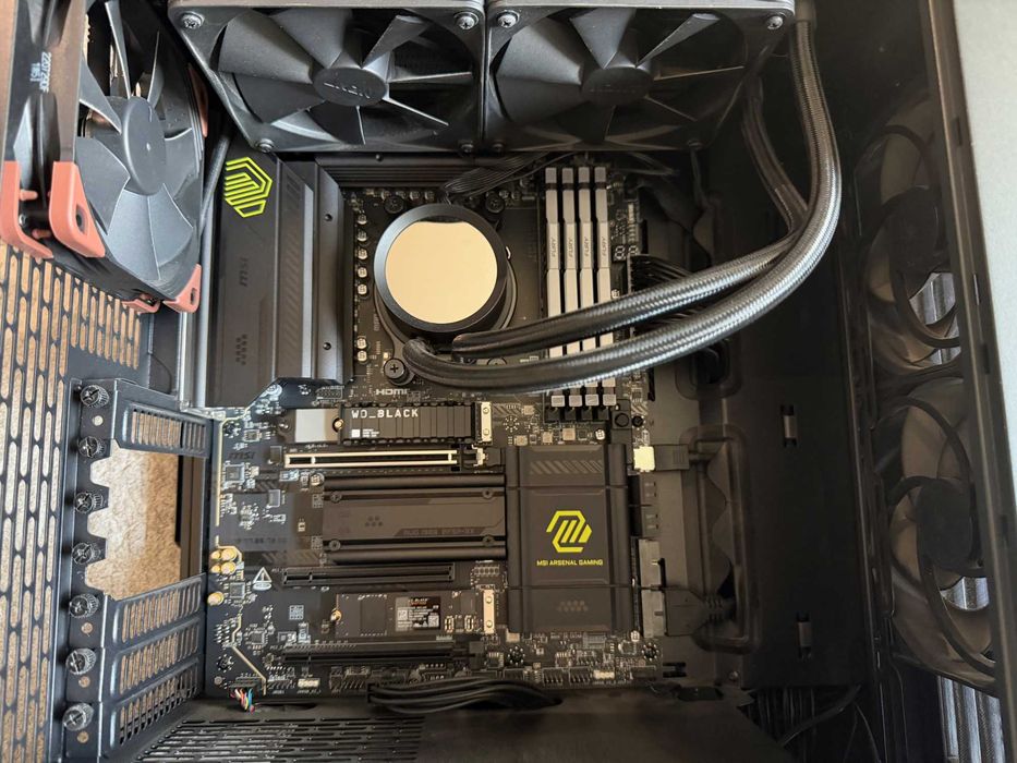 Pc Desktop 9800X3D - 64gb Ram CL30 - WD Black SN850X 2TB - Corsair RM1000x - 4TB WD Black